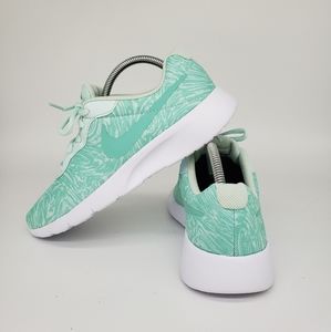 Nike Tanjun Print Youth Running Shoe Size 7y